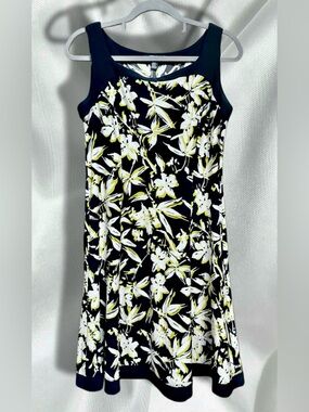 Chaps Navy, Yellow & White Floral Dress size Medium